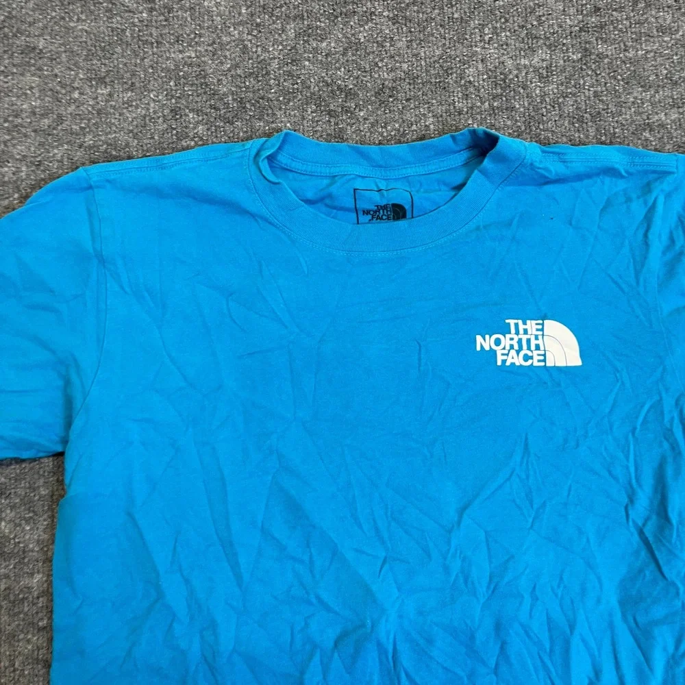 The North Face T-Shirt Mens Size M Blue Cotton Back Logo Short Sleeve Tee